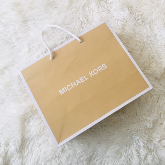 Michael Kors Shopping Bag - Picture 1 of 7